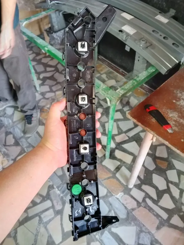 Kronshteyn, Briket Dongfeng EP 008. Кронштейн креп 3