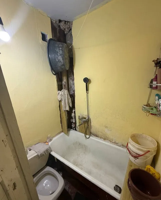 Shoshilinch 3 xonali kvartira sotiladi. 3-qavat 5 Shoshilinch 3 xonali kvartira sotiladi. 3-qavat 5