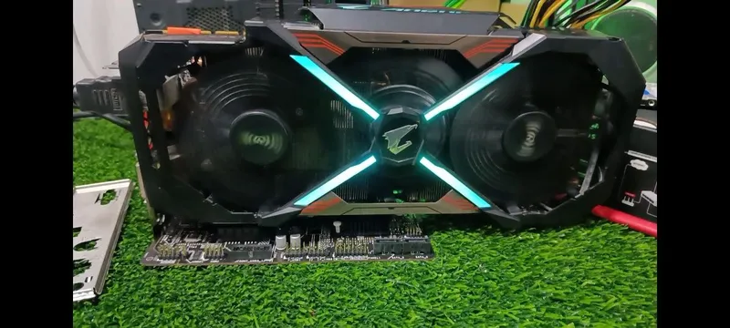 Aorus Gtx 1080ti 11gb — фото 2