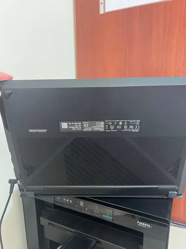 Asus noutbook 8/512 1 Asus noutbook 8/512 1