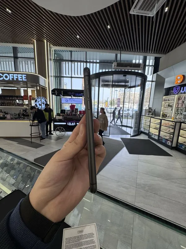 Iphone 11 Black 3 Iphone 11 Black 3