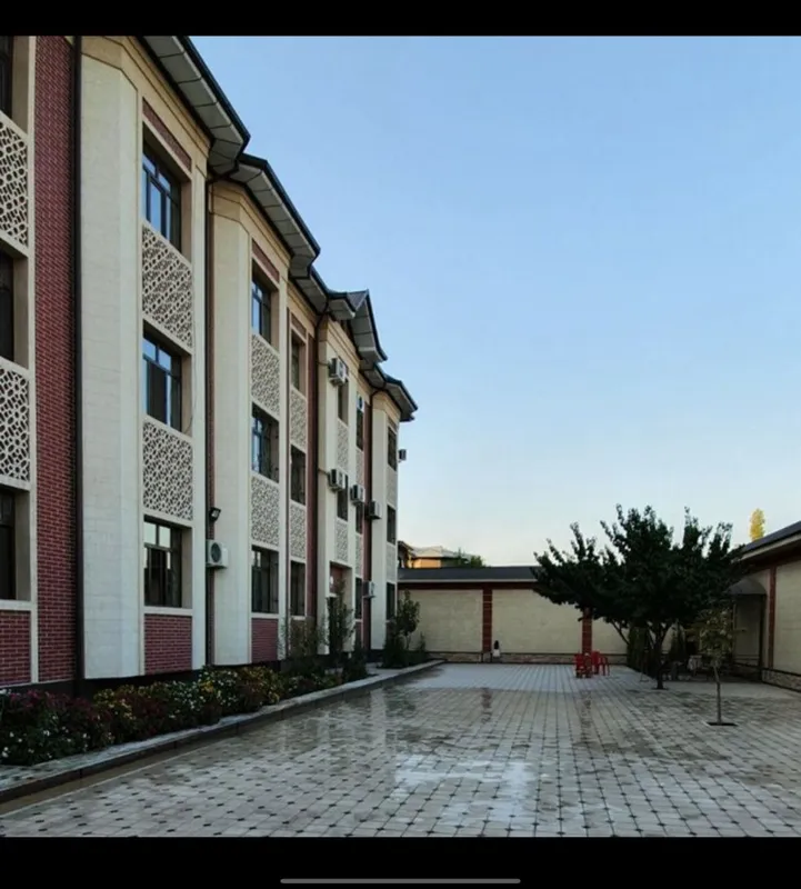 Uy sotiladi. 3 qavatli novostroykani 2 chi qavati elit mahalla 1 Uy sotiladi. 3 qavatli novostroykani 2 chi qavati elit mahalla 1