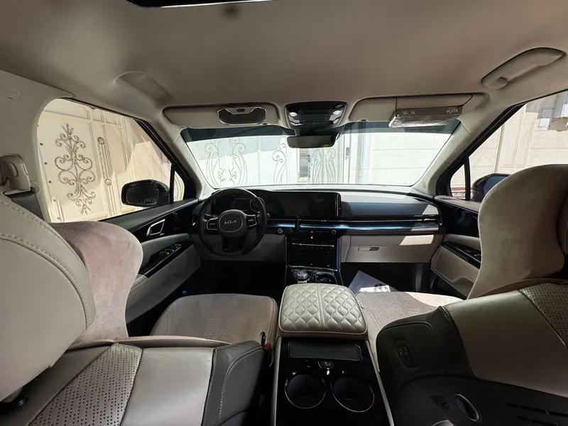 Kia Carnival Hi Limousine 6 Kia Carnival Hi Limousine 6