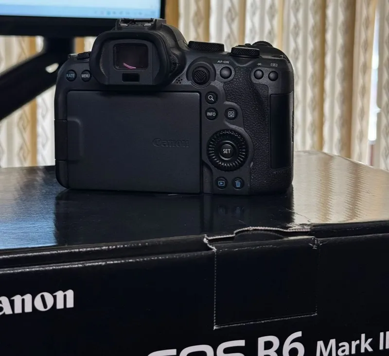 Canon r6 mark ii sotiladi — фото 4