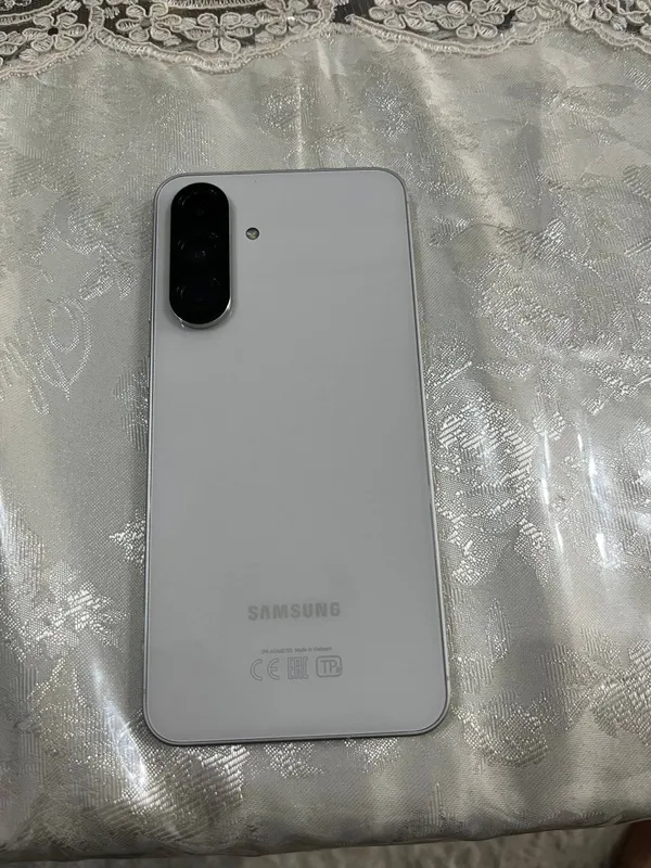 Samsung Galaxy a56 yangi bir oy ishlatilgan 1