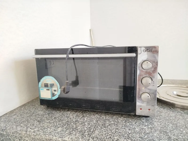 Электрическая духовка Artel