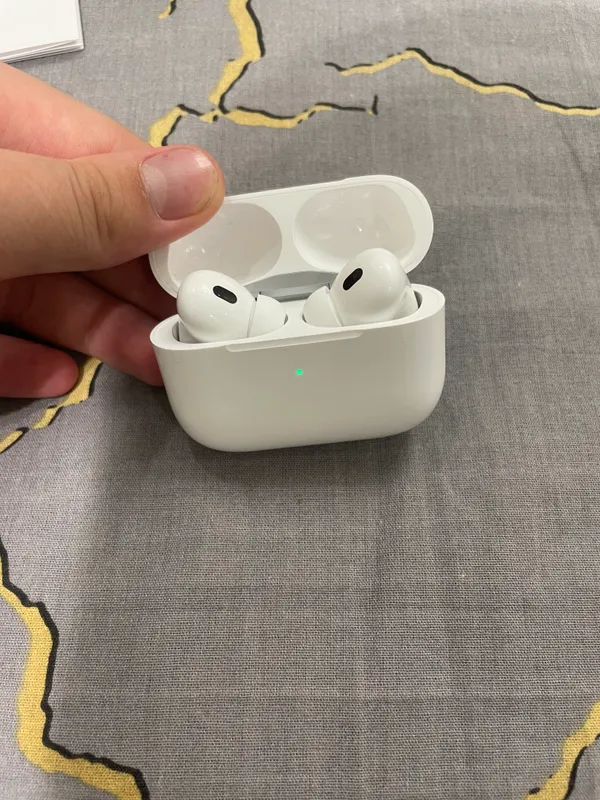 Новые наушники Airpods Pro, есть новая коробка 3 Новые наушники Airpods Pro, есть новая коробка 3