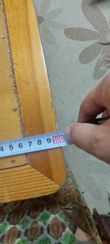 продам стол, верх фанера, есть короткие ножки и длинные 4 продам стол, верх фанера, есть короткие ножки и длинные 4
