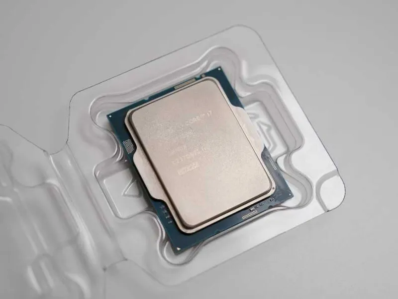 Intel 13700k protsessor va MSI PRO z690-a WIFI DDR5 ona platasini sotaman 2