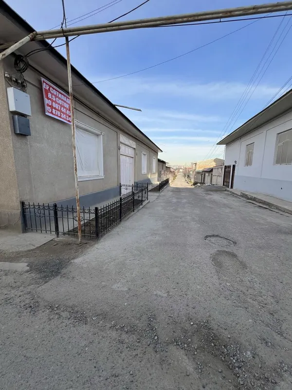 Hovli sotiladi 8,5 sotik Tokzor mahallada — фото 1