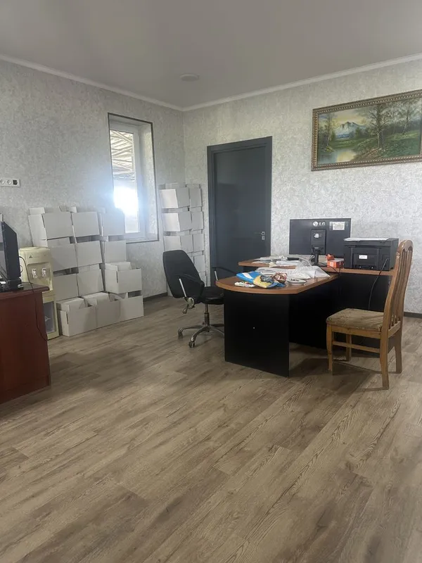 Помещения под производства 750 кв.м + офис 8 Помещения под производства 750 кв.м + офис 8