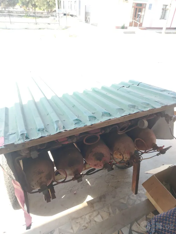 Газовые баллоны, 10 штук по 25 4 Газовые баллоны, 10 штук по 25 4