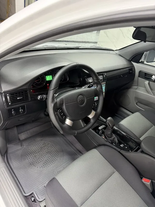Продаю свою Lacetti 2022 г ноябрь. Пробег 20.000 км. Full позиция 4 Продаю свою Lacetti 2022 г ноябрь. Пробег 20.000 км. Full позиция 4
