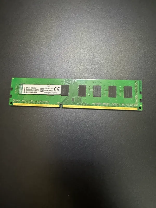 Kingston DDR3 4 GB operativ xotira 1 Kingston DDR3 4 GB operativ xotira 1