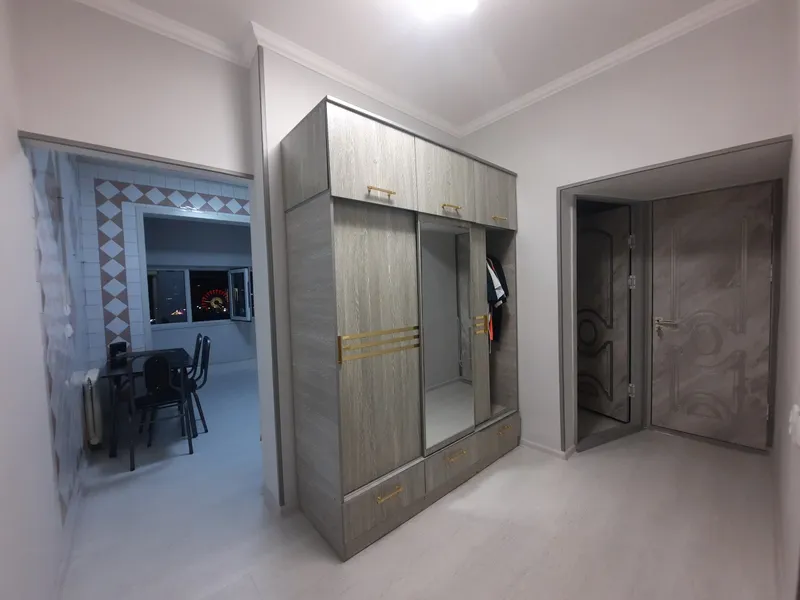 Продам 2 2х ком. на одном этаже 5
