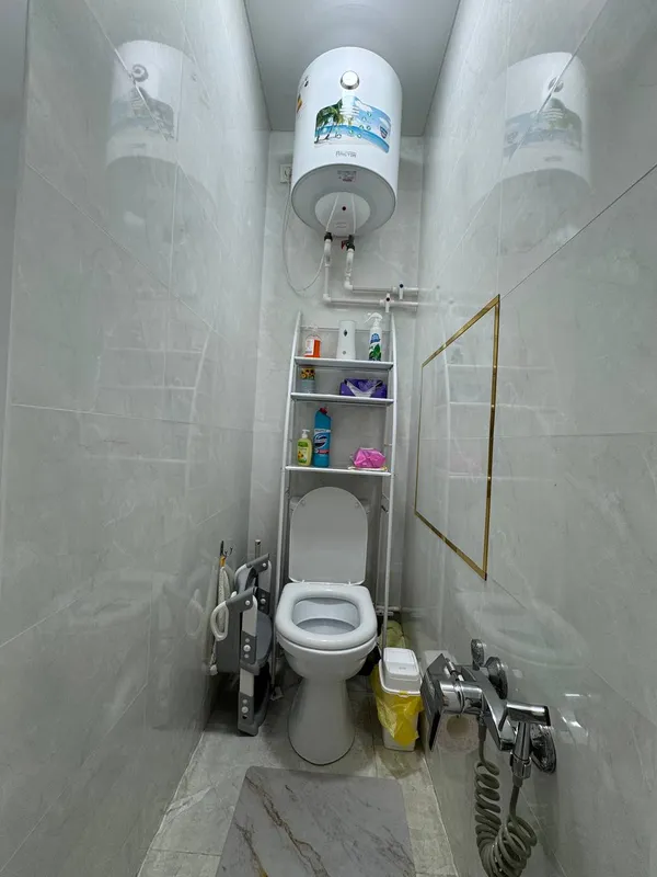 Продаётся 4-комнатная квартира, 100 м², 2/9, евро ремонт 10
