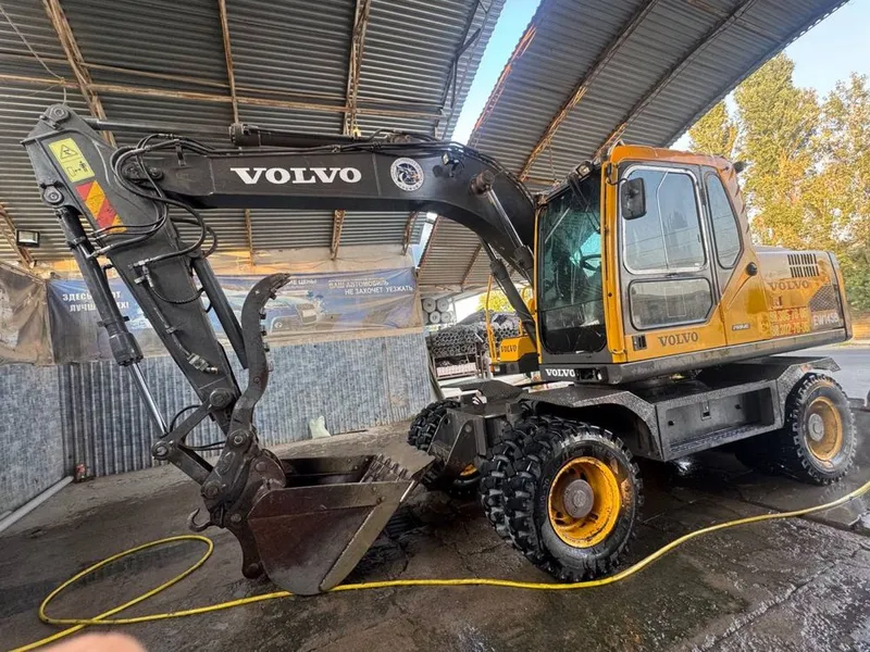 Ekskavator volvo 3 Ekskavator volvo 3
