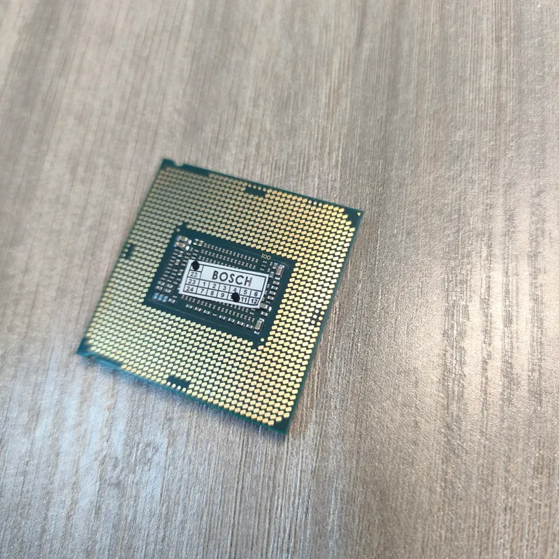 Процессор Intel Pentium Gold G5400 — фото 1