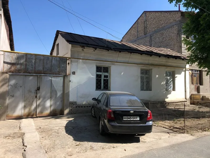 Yunusobod участка 6.75 sotixi 47.500$ .метро шахристон 700 ме