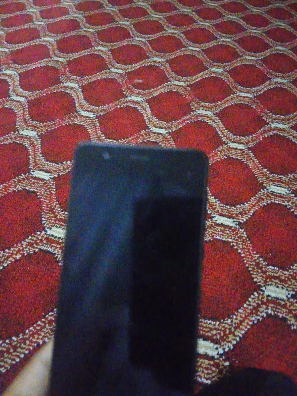 hammasi ishlaydi 2 telefon ekiran qõyish kerak