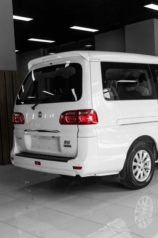 Минивен Dongfeng CM5-EV микроавтобус 9 Минивен Dongfeng CM5-EV микроавтобус 9
