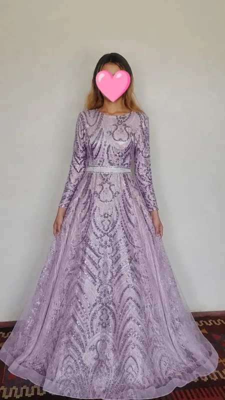 1 marta toʻyga kiyilgan vecherniy koylak 1 marta toʻyga kiyilgan vecherniy koylak