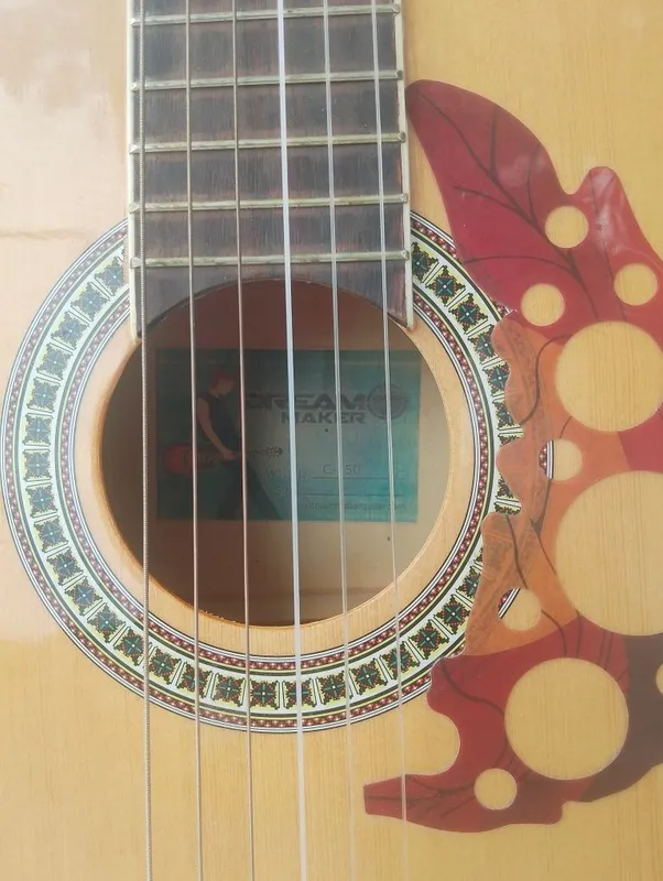 Gitara sotiladi toʻliq maʼlumot telefon da — фото 1