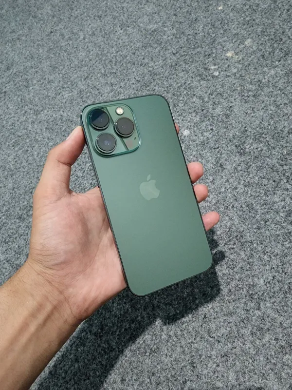 iPhone 13 Pro Max 3