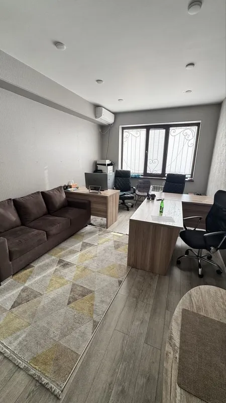 Ofis arendaga beriladi 85kv Farxod bozori 3