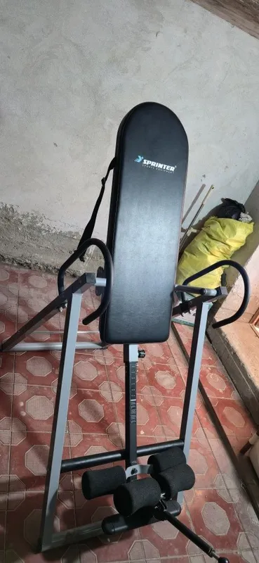 Inversionniy stol metallari baquvat juda chidamli stol hali yangi