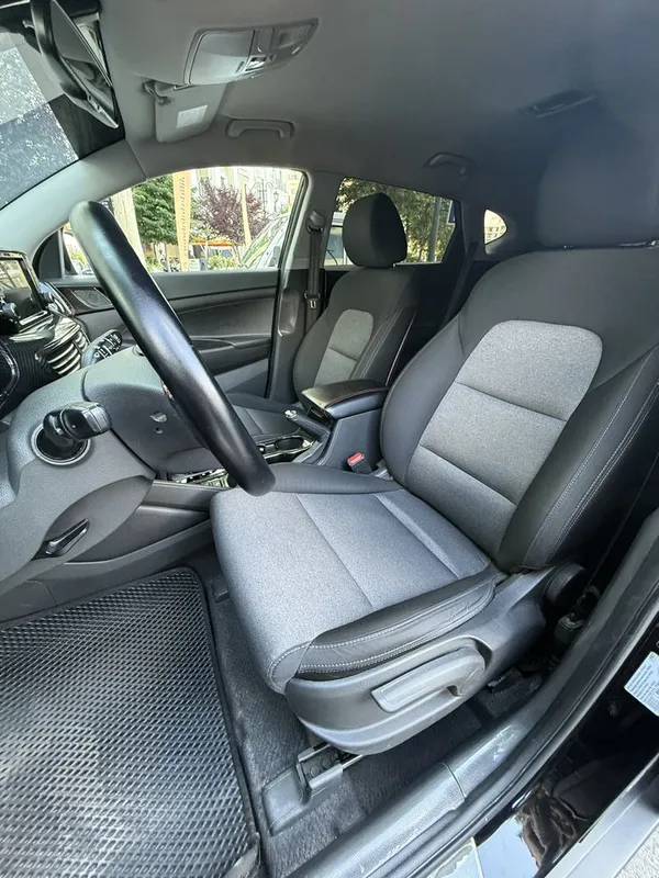 HYUNDAI TUCSON Black Piano Автомобиль — фото 6