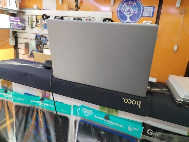 Noutbuk sotiladi Asus ryzen 3 — фото 2