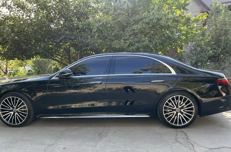 Mercedes-Benz S 500 4MATIC 3 Mercedes-Benz S 500 4MATIC 3