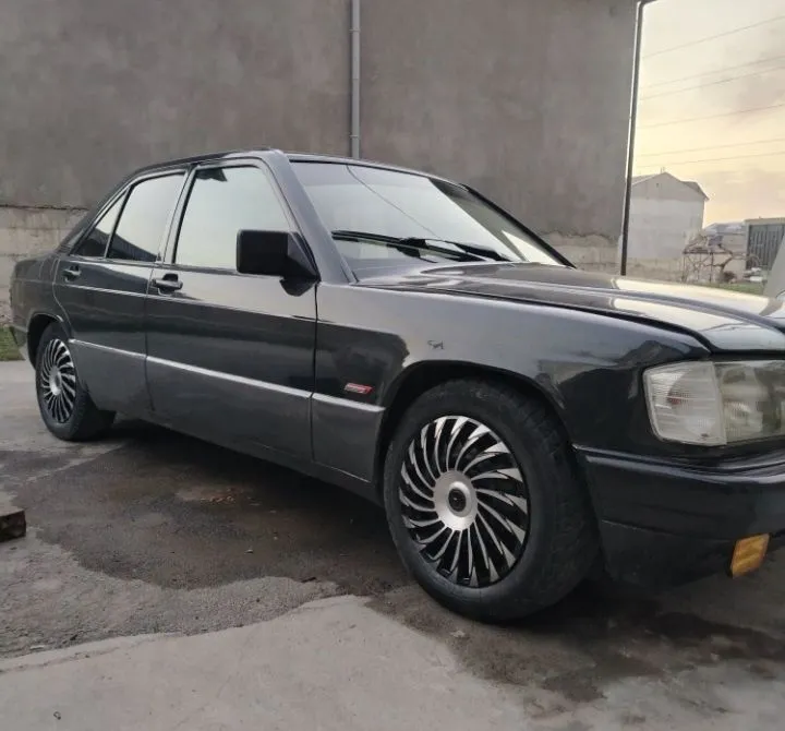Mercedes-benz 190