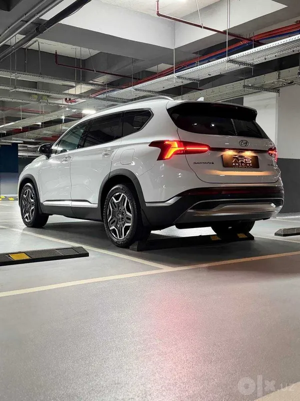 Hyundai Santa Fe High-Tech 3.5 AWD | 2022-yil, 7 o‘rinli, to‘liq jihozlangan! Zavod bo‘yog‘i! 2 Hyundai Santa Fe High-Tech 3.5 AWD | 2022-yil, 7 o‘rinli, to‘liq jihozlangan! Zavod bo‘yog‘i! 2