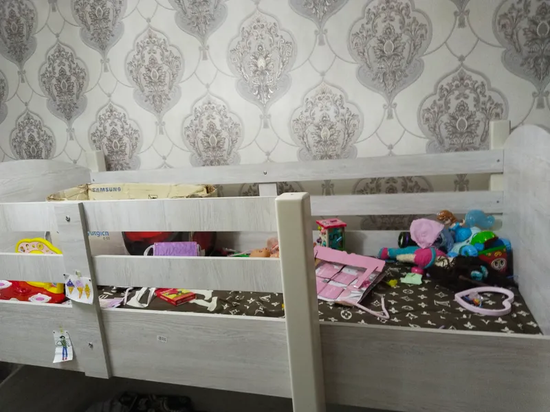 Продается двух этажная кровать