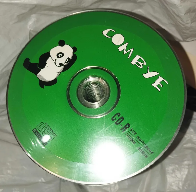 Диски Болванки CD-R Combye Чтстые запечатаные 1 Диски Болванки CD-R Combye Чтстые запечатаные 1