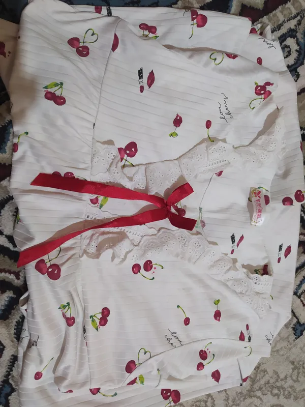 pijama yumshoq materialli bir marta kiyilgan 2