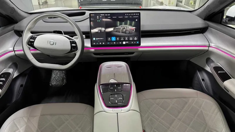 changan nevo a07 elektr 701km naxt va xalol nasiya savdo — фото 1