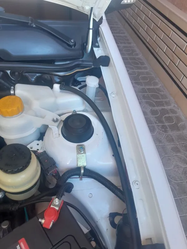 Gibret mator yangi gaz quydik 67000 prabik yangi balon 14 li 8 Gibret mator yangi gaz quydik 67000 prabik yangi balon 14 li 8