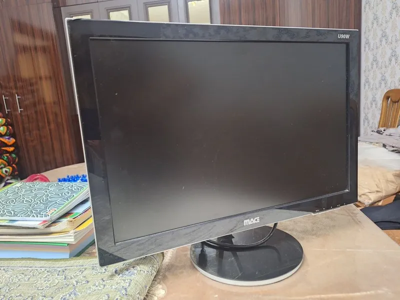 Монитор 19" MAG U90W (широкоформатный) 1