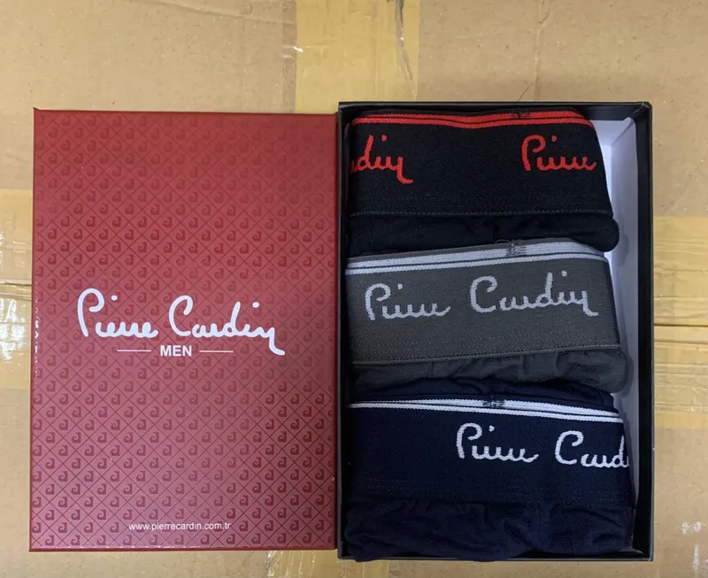 Одежда фирмы PIERRE CARDIN Одежда фирмы PIERRE CARDIN