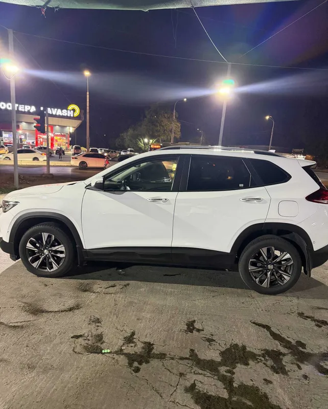Chevrolet Tracker 2 premier plus 2 Chevrolet Tracker 2 premier plus 2