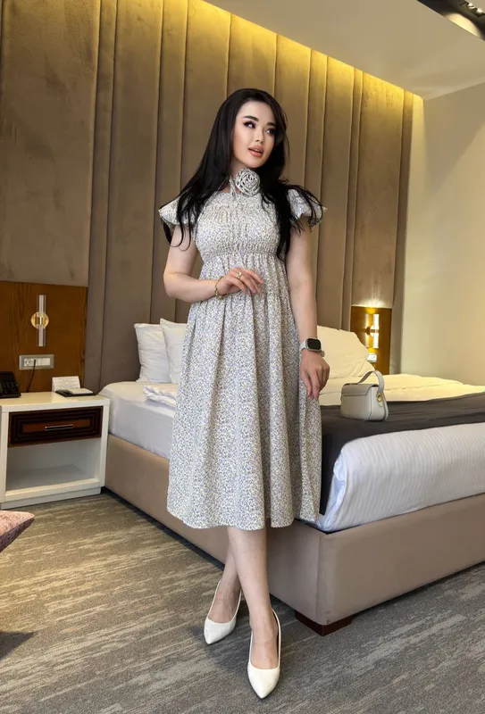 Lola Nafosat modeli