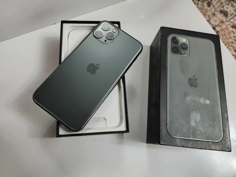 iPhone 11 Pro LL/A 256 ГБ, зелёный, полный комплект 1 iPhone 11 Pro LL/A 256 ГБ, зелёный, полный комплект 1