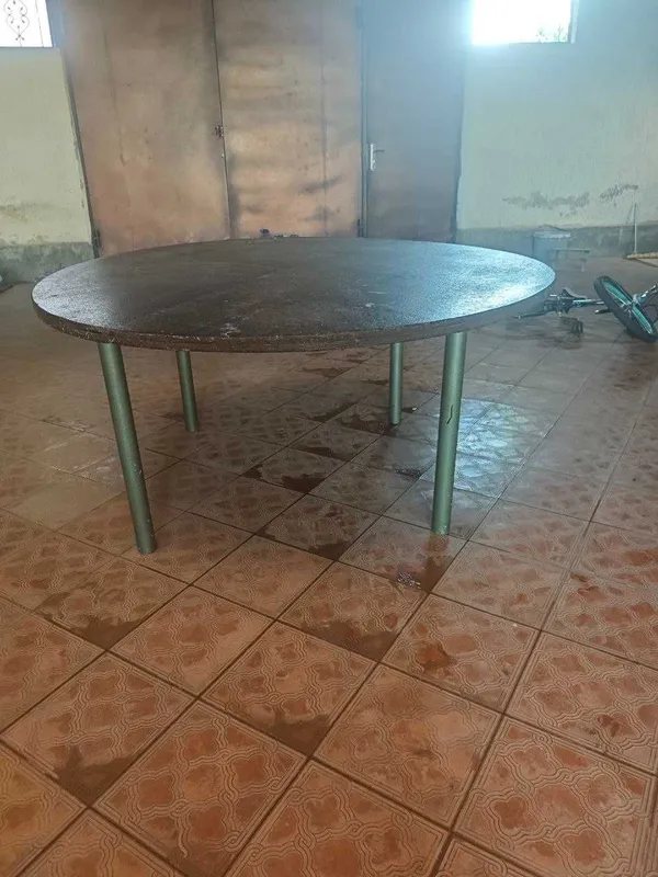 Стол круглый очень качественно сделана — фото 1