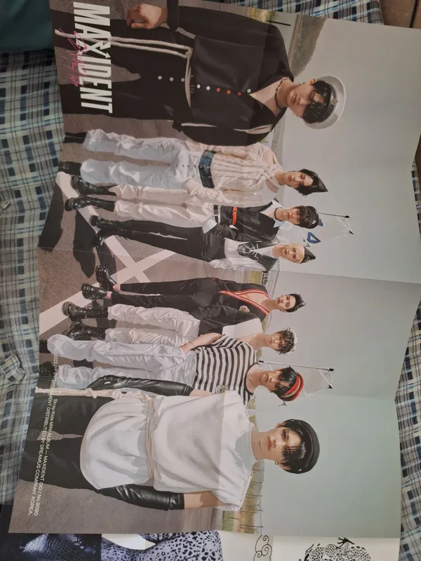 Stray Kids original posterlari 2