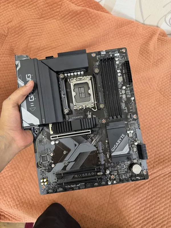 Материнская плата gigabyte b760 gamingX