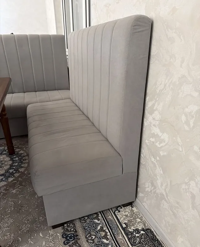 Компактные диваны, 2 штуки 2 Компактные диваны, 2 штуки 2