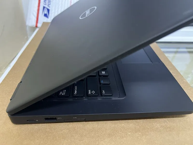 Dell 5490 ноутбук в идеалтном состоянии i5-8350u 8gb ddr4 128 ssd — фото 2